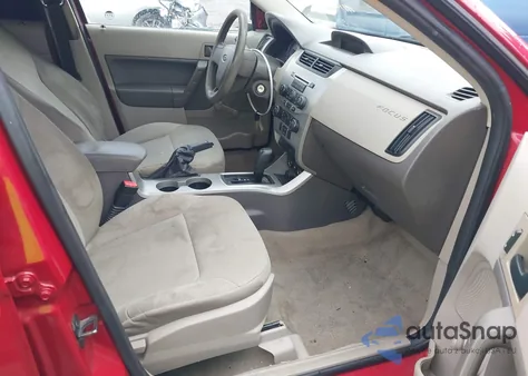 2011 Ford Focus S z USA, uszkodzony, nr VIN 1FAHP3EN7BW105810